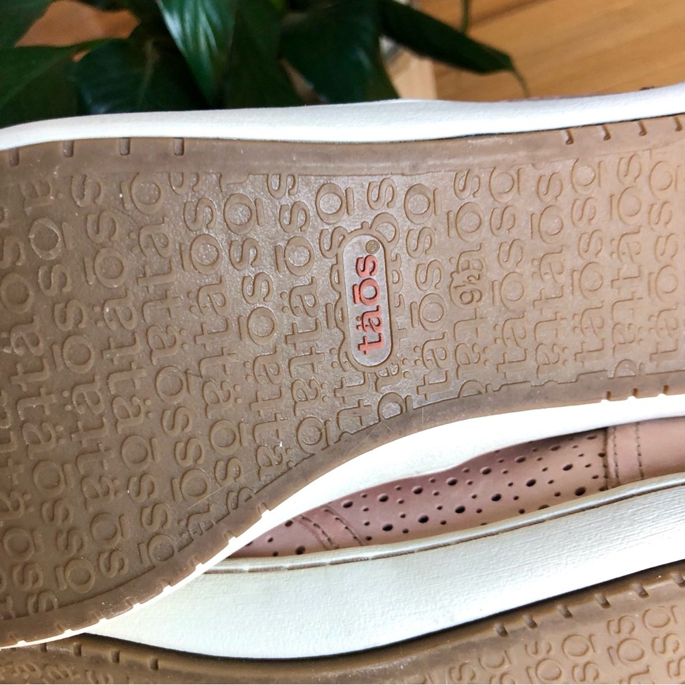 Taos COURT Perforated leather Comfort Sneakers Shoes Size 9.5 PINK - Picture 9 of 12